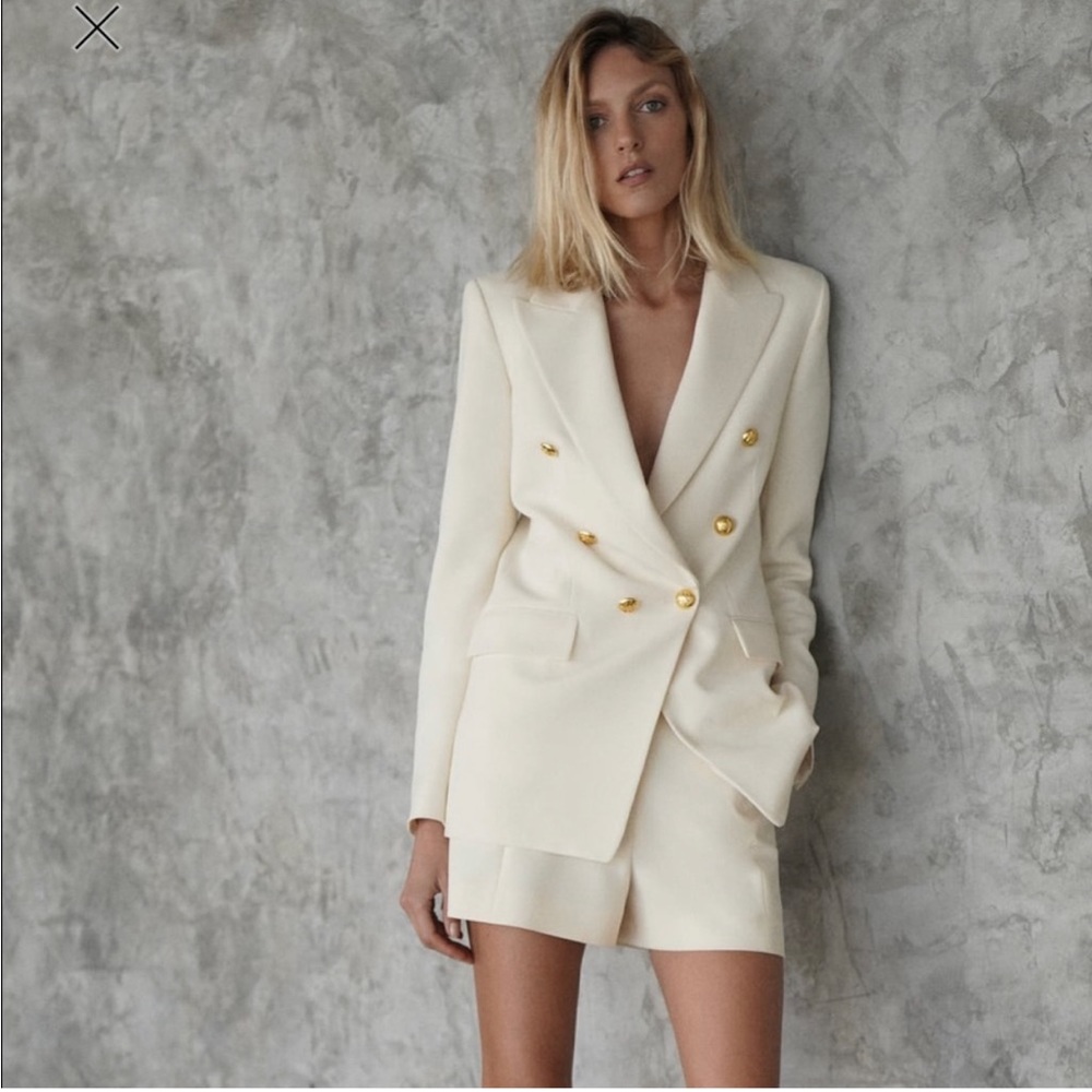 NWT Zara Set Double Breasted Blazer and Matching Shorts Color Ecru